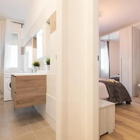 Opera & Expo - Carmen Apartment *